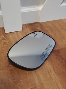 Lincoln Town Car Right Passenger Mirror glass  Heated 1998-2011