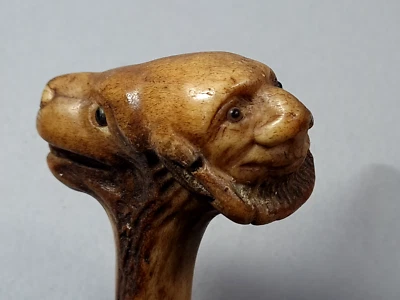 Ancienne canne personnage & animal grotesque bois cerf bois yeux verre C420 - Photo 1/4