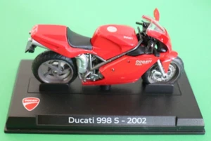 MODELLINO MOTO STATICO DUCATI 998S TESTASTRETTA 136HP 2002 ROSSO SCALA 1/24 - Foto 1 di 5