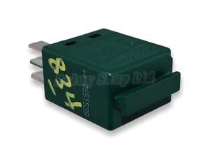 834-BMW (2004-2012) 5-Pin Delantero Trasero Escobillas Limpiaparabrisas Verde - Picture 1 of 7