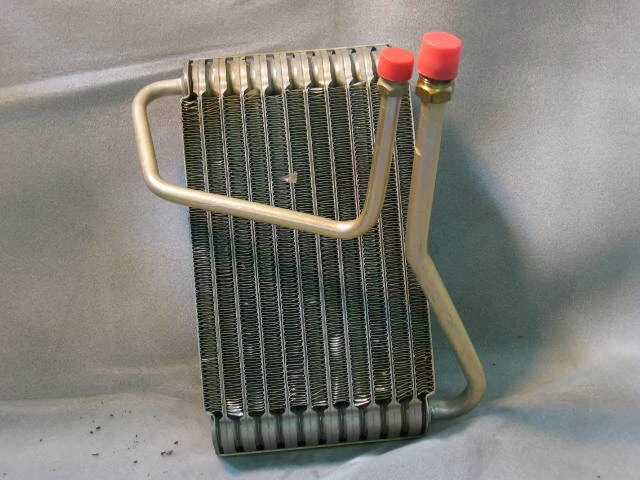 Núcleo evaporador de aire acondicionado para Ford Escort Tempo Mercury Topaz 1982-1987  Foto 1 de 1