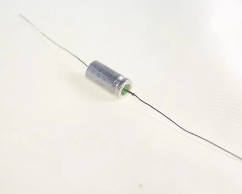 82uF 50V DC Hermetically Sealed Wet Tantalum Capacitor 82 uF 50VDC M39006/22 - Image 1 of 1