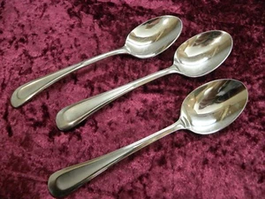 SATIN SAND DUNE 3 Oval Soup / Place Spoons Oneida Stainless Vietnam NICE - Picture 1 of 3