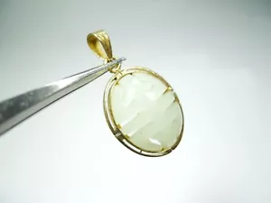 14k MASSIVER ZIERLICHER GELBGOLD OVALER JADE STEIN GESCHWUNGEN CHARM ANHÄNGER - Bild 1 von 15