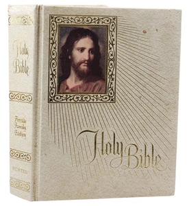 Holy Bible Fireside Family Red Letter Edition Catholic Hardcover Bible - Bild 1 von 10