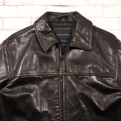 Chaqueta de cuero negra Banana Republic para hombre pequeña clásica Moto Bomber Foto 1 de 4