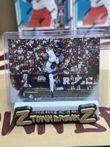 2025 Panini Luminance - Lamar Jackson #78 - Foto 1 di 2