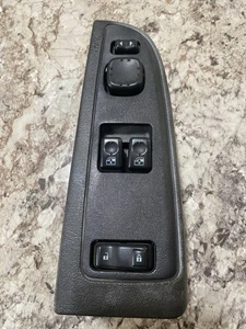 03-06 Chevy Silverado/GMC Sierra Master Window Switch OEM / Pewter/used - Picture 1 of 3