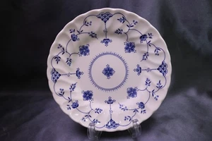 Churchill Finlandia Bread Plate England 6 7/8 " Scalloped Swirl Colombia Lion - Picture 1 of 4