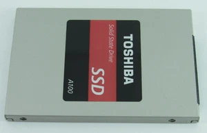UNIDAD DE ESTADO SÓLIDO TOSHIBA A100 120GB SSD 2.5 THN-S101Z1200 - Imagen 1 de 2