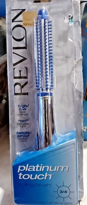 Revlon Styling Brush 3/4" Barrel Soft Waves Platinum Touch Model RV033C - Image 1 of 4