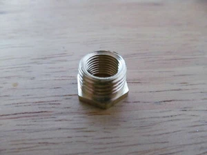 73118 1/4" x 1/8" GAS PETROL TAP ADAPTOR NUT for BSA TRIUMPH MATCHLESS VELOCETTE - Picture 1 of 1