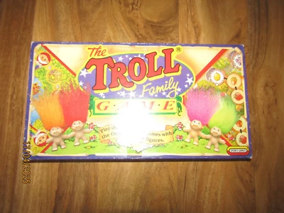The Troll Family Game Board Game 1992 90s Spears Rare Retro Trolls 100% Complete - Image 1 of 4