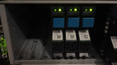 HDS VSP 5559016-A G200 G400 G600 400G 12GB 2.5 - Image 1 of 4