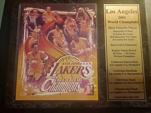 Targa Los Angeles LAKERS 2001 CHAMPS! 369 edizioni del 2001 - Foto 1 di 4