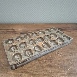 Antique Chocolate Cookie Mold 21 SHELL Patterns - Picture 1 of 5