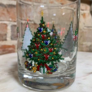 Avon 1995 Christmas Traditions Glassware Collection Tumblers Set of 2 - Picture 1 of 4