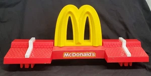 2002 McDonalds DRIVE THRU CENTER Playset ROOF TOP w "M" & Menu Replacement Piece - Picture 1 of 8