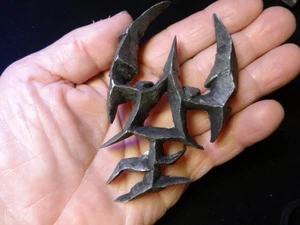 Cosplay Dark Eldar Anstecker Pin - Bild 1 von 5