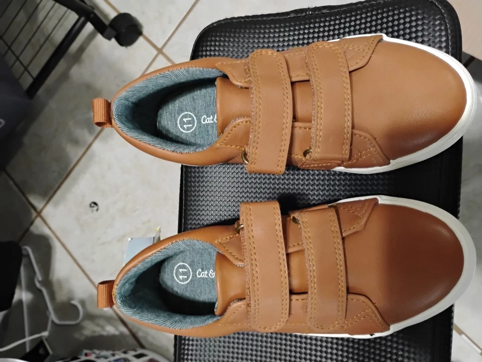 Cat & Jack Toddler Boys Tan Dress Shoes Size 11 - Image 1 of 1