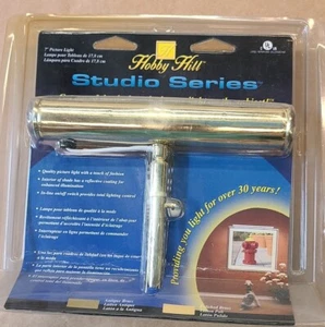 Hobby Hill Studio Series 7" Wall Picture Light Brass Display NEW - Picture 1 of 2