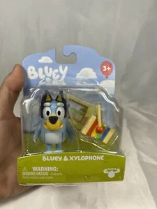 Moose Toys Bluey 2.5 inch Action Figure Bluey & Xylophone - Picture 1 of 2