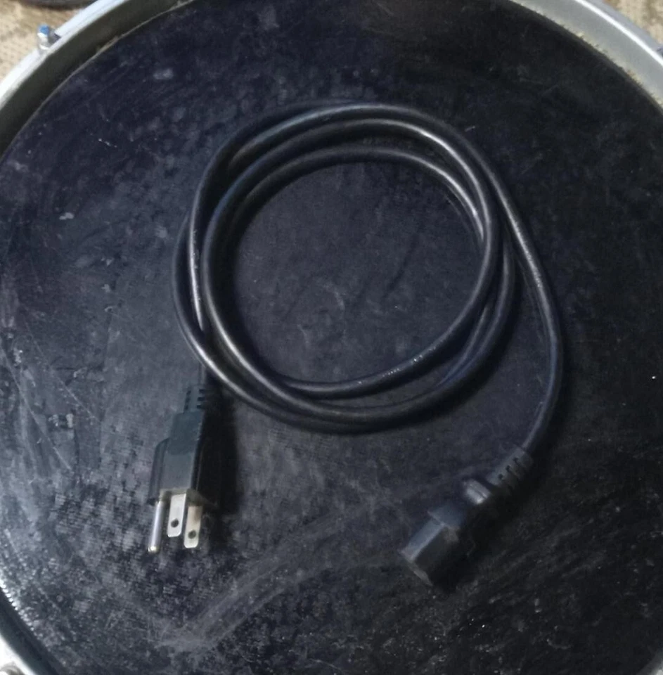 AC Power Cord / Cable for Line 6 Spider II / III / IV / IV 15 / 30 USED TESTED  - Image 1 of 1