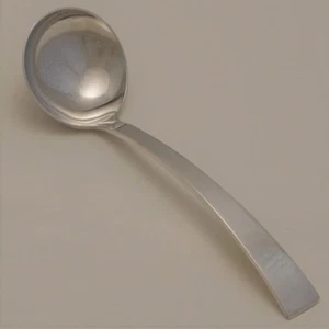NORWEEN Design ROBERTS & BELK Sheffield Silver Service Cutlery Cream Ladle 14cm - Picture 1 of 2