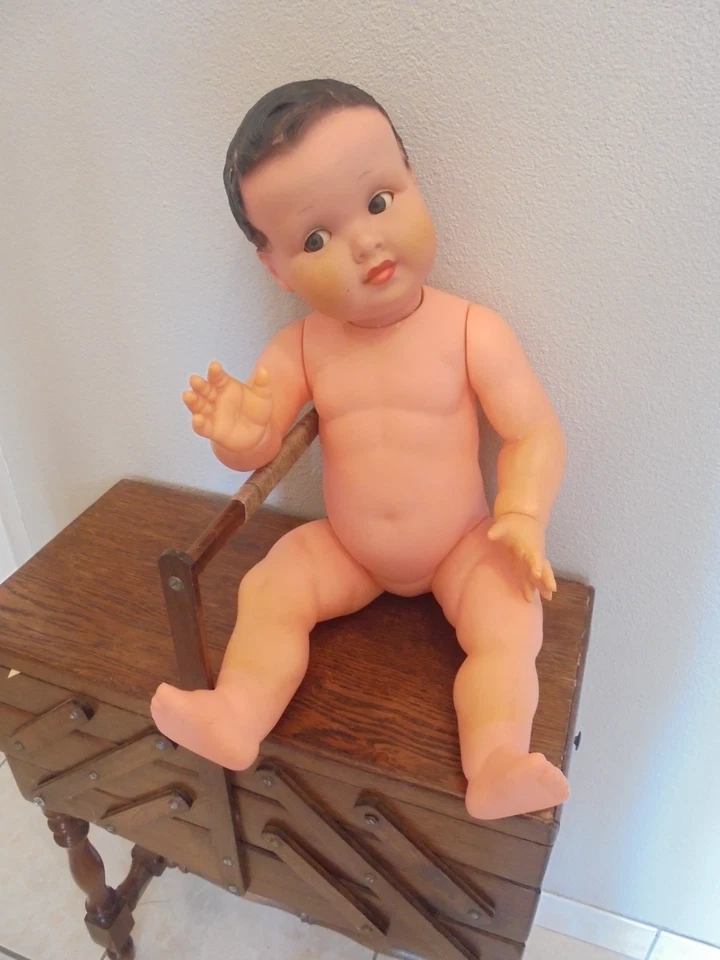 Poupée/Poupon ancien NANO Yeux riboulants Mains qui Tournent  - Photo 1/3