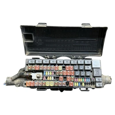 2011 Lincoln Navigator 5.4L Engine Fuse Box 09 10 11 12 13 14 OEM - Imagem 1 de 4