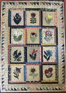 LITTLE BUDS Miniature Applique Quilt Pattern by Primitive Gatherings - Picture 1 of 3