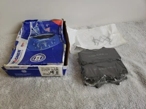 Wagner ZD976 Front QuickStop Disc Brake Pad Set V-1 - Bild 1 von 5