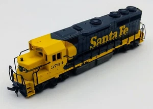 Locomotora motorizada Con-Cor Santa Fe #3764 escala HO EMD GP-40 - Imagen 1 de 2