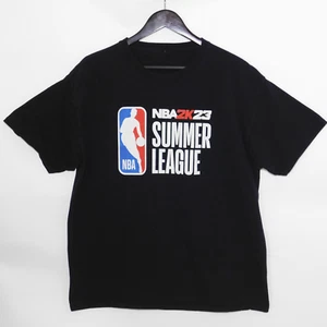 Camiseta negra de baloncesto NBA 2K23 Summer League 2023 logotipo de la NBA talla L grande para hombre - Imagen 1 de 4