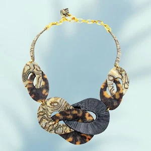 Ciléa Paris Infinity Style Faux Tortoise Shell Lucite Necklace - Picture 1 of 10