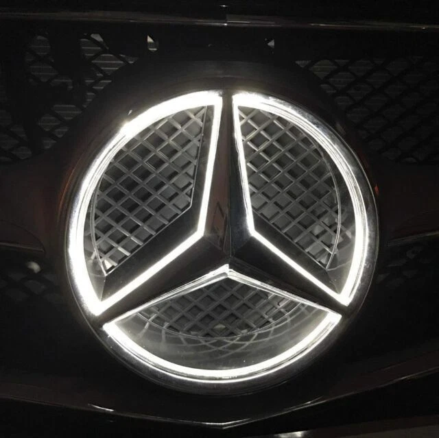 Front Grill Emblem Star Led Light Badge For Mercedes Benz W204 C250 C300 GLK350 - Image 1 of 4