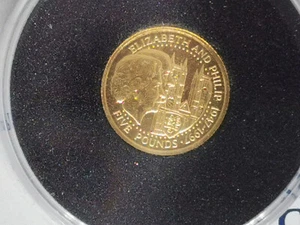 GUERNSEY GOLD COIN £5 five pounds ONE POUND 24K GOLD 5GBP UK  ROYAL MINT - Picture 1 of 5