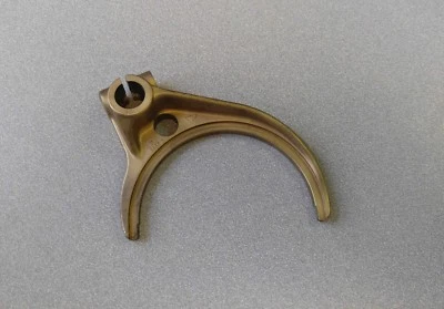 HORQUILLA DE CAMBIO DE LATÓN MUY BONITA USADA ORIGINAL PORSCHE 911 915 5ª a reversa nla Foto 1 de 4