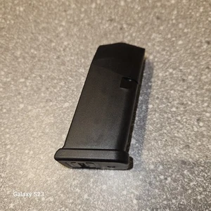 Glock 26 Factory Magazine 10 Rounds - Picture 1 of 2