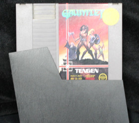 rare vintage nintendo nes game GAUNTLET
