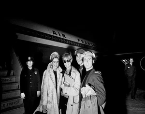 Andy Warhol Edie Sedgwick Chuck Wein And Malanga Going to Paris Print 11 x 14 - Picture 1 of 3