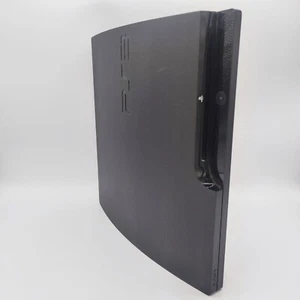 Console Sony PlayStation 3 Slim Nera 150GB in BUONE CONDIZIONI - Foto 1 di 5