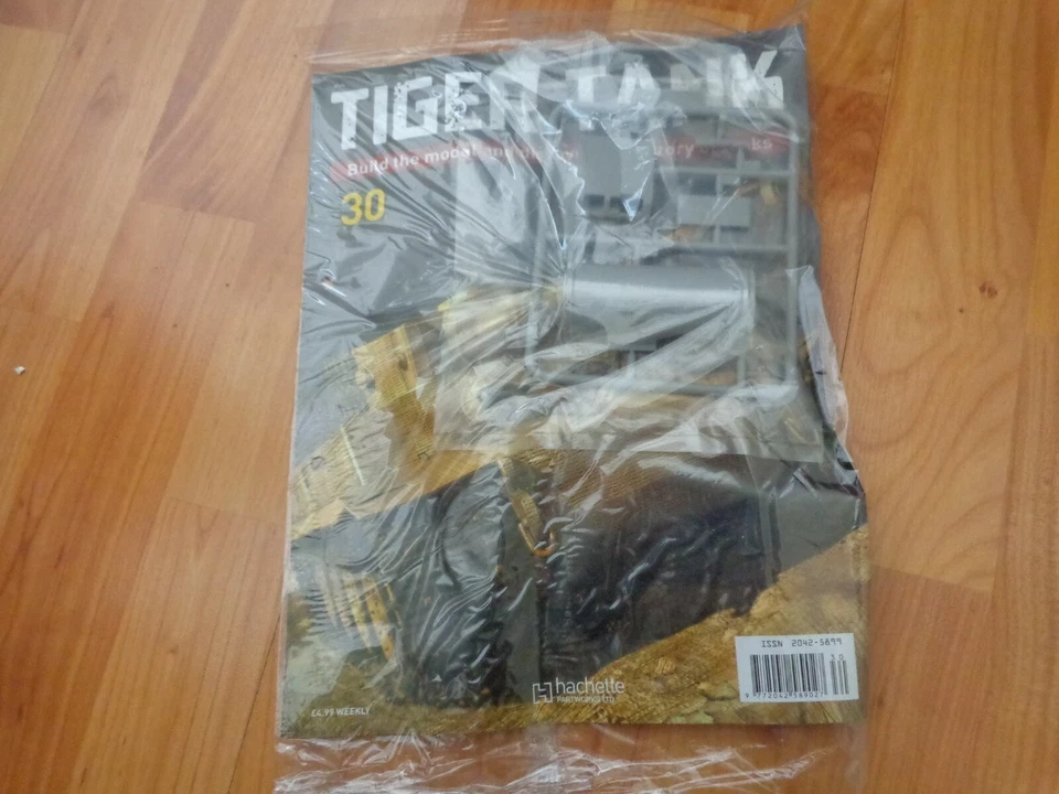 1/16 HACHETTE Costruire il Proprio Tiger Modello Serbatoio Numero 30 Inc Parte - Immagine 1 di 1