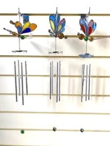 1 X STAINED GLASS DRAGON FLY WINDCHIME D6911 - Picture 1 of 6