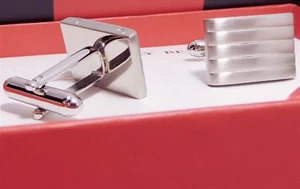 Geoffrey Beene Herren Satin Nickel Manschettenknöpfe rechteckig HZ Linien silberfarben - Bild 1 von 3