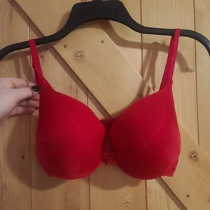 NWT Victoria’s Secret Angels Perfect Coverage 34D Red Lace Push Up Pad Bra - Picture 1 of 14