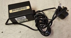 Hewlett Packard C2177A Power Adapter Black 30-Volt 12-W - Bild 1 von 2