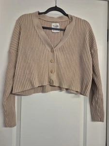 Abercrombie Fitch Women's Cropped V Neck 4 Button Sweater Cardigan LARGE tan - Picture 1 of 5