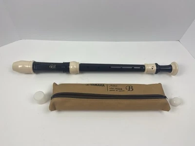 Yamaha Alto Recorder YRA-302B + Case ASB Resin Plastic Baroque Fingering  - Image 1 of 4