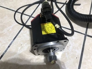⚙️ Fanuc A06B-0075-B003 AC Servomotor 🆗 gebraucht, BiS 8/3000, 2 kW, Kegelwelle - Bild 1 von 4